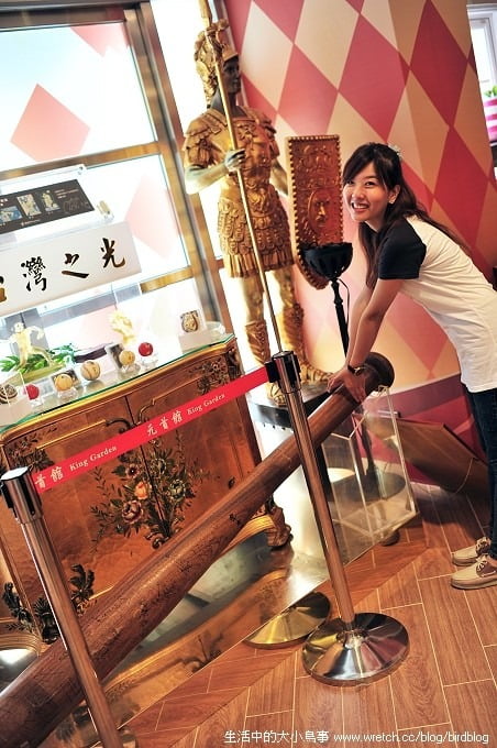 1379023256 2702069839 埔里大黑松小倆口元首館【鳥夫人】