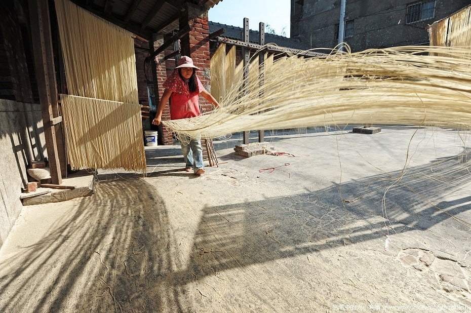 1379020074 2919073041 鹿港風情.手工麵線【鳥先生】