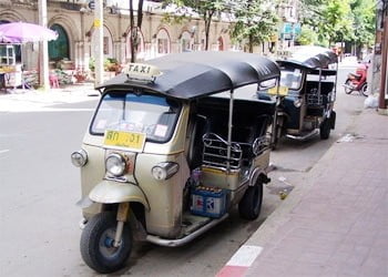 1378974359 74067825 苦惱。到底是新加坡好還是曼谷好?!【鳥夫人】