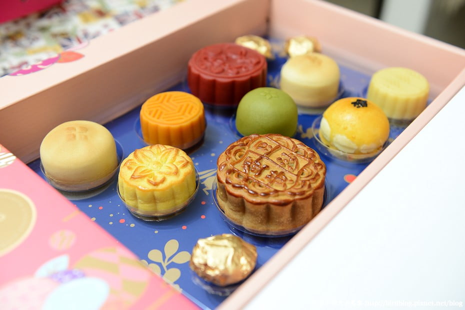 9691138721 cb53dd1cbe o 中秋節又要到來了!!!月餅禮盒-星球月餅【鳥夫人】