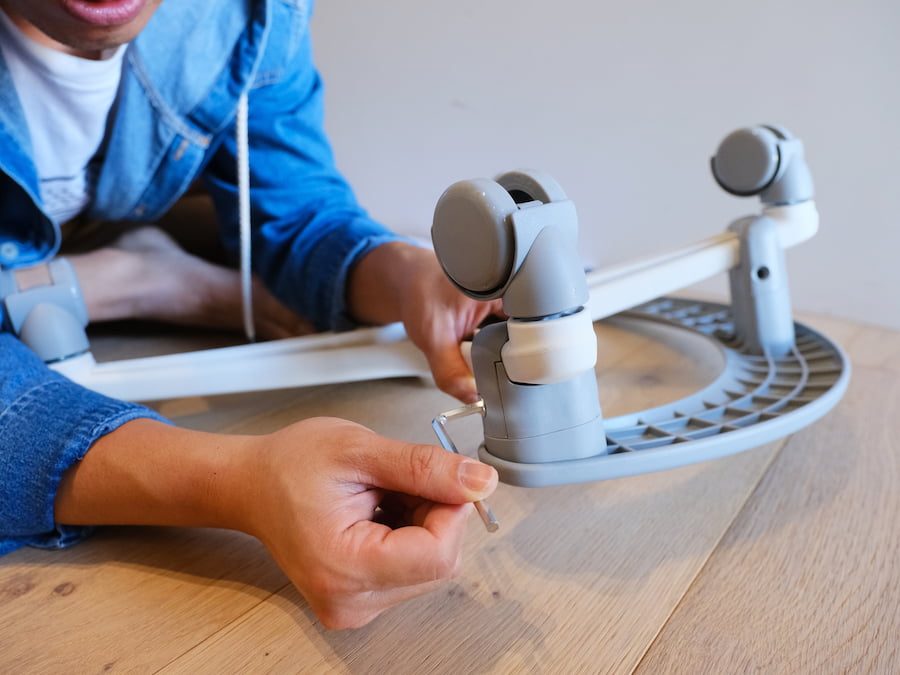 2024 03 12 165414 輪輪成為國小生。每天專注寫功課的好幫手- RINGO 兒童成長椅