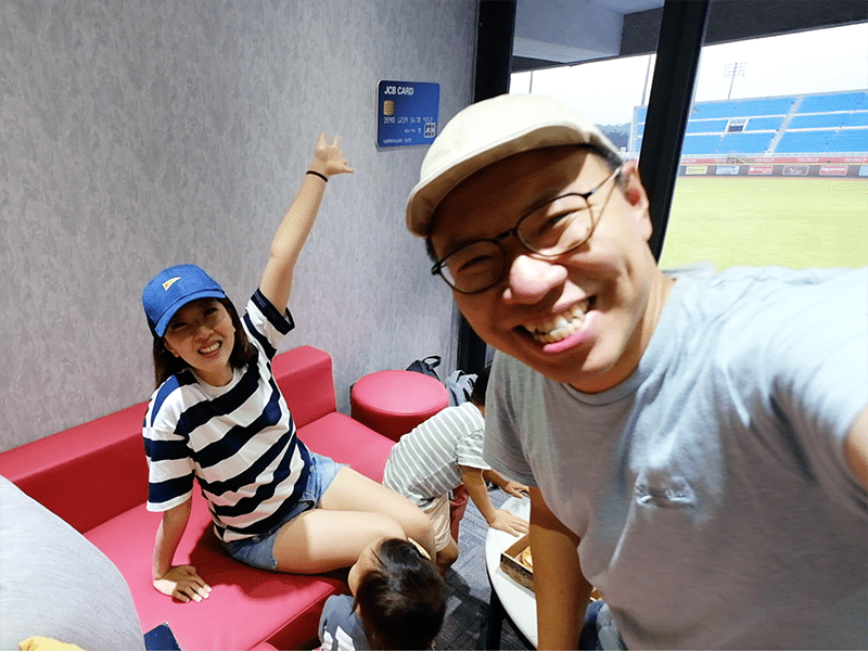 2021 08 27 100618 鳥家桃園國際棒球場VIP室看球去。超適合親子同樂!用『JCB卡』就可以到VIP室看球賽唷~