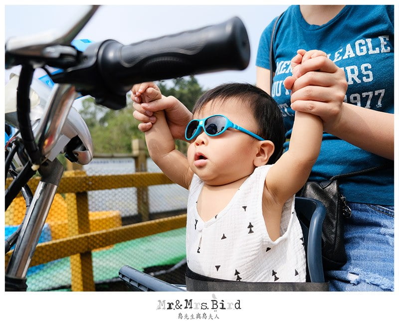 2018 06 29 170747 寶寶夏天穿搭。法國Ki ET LA兒童專業時尚防曬配件-太陽眼鏡 & 遮陽帽子