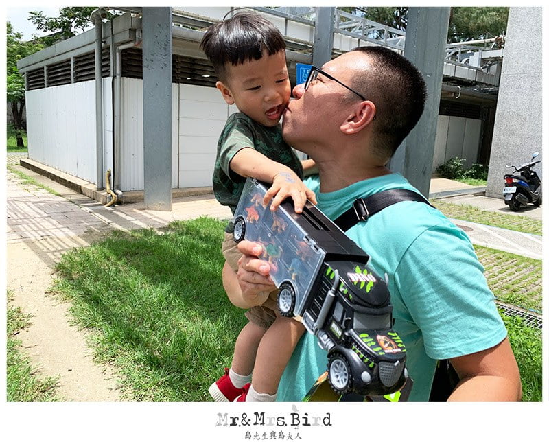 2019 07 14 002221 輪輪 ❤ 暴龍。親子暑假好選擇-侏羅紀恐龍樂園"可以騎恐龍"
