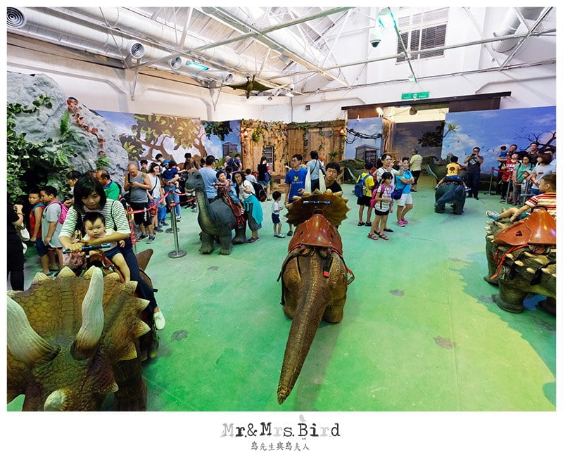 2019 07 14 002258 輪輪 ❤ 暴龍。親子暑假好選擇-侏羅紀恐龍樂園"可以騎恐龍"