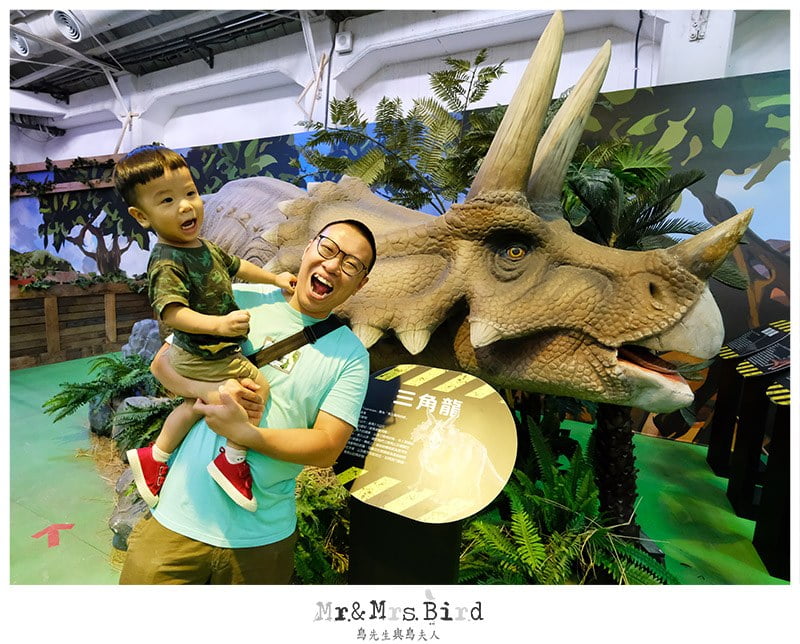 2019 07 14 002359 輪輪 ❤ 暴龍。親子暑假好選擇-侏羅紀恐龍樂園"可以騎恐龍"
