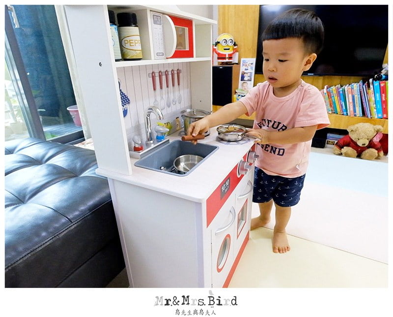 2019 07 30 164120 韓國YaYa馬卡龍摺疊溜滑梯+培樂多廚房系列+Teamson Kids 經典木製廚房玩具。MOMO 玩具GO夏趴-玩具展優惠限定