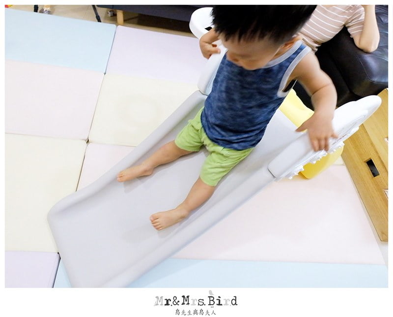 2019 07 30 164205 韓國YaYa馬卡龍摺疊溜滑梯+培樂多廚房系列+Teamson Kids 經典木製廚房玩具。MOMO 玩具GO夏趴-玩具展優惠限定