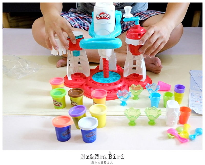 2019 07 30 164219 韓國YaYa馬卡龍摺疊溜滑梯+培樂多廚房系列+Teamson Kids 經典木製廚房玩具。MOMO 玩具GO夏趴-玩具展優惠限定
