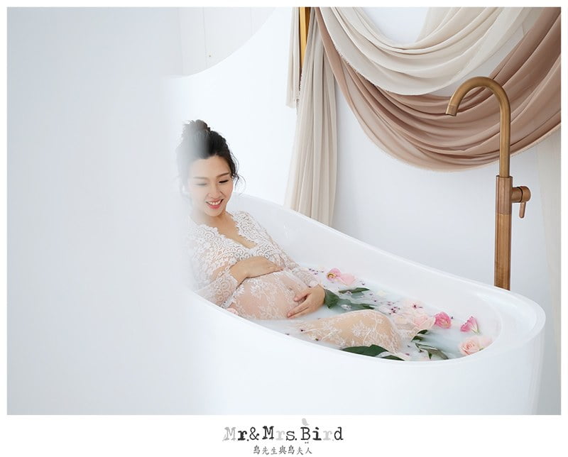 2019 10 23 112010 台中推薦孕婦寫真-歐美系夢幻風格 & 牛奶浴孕婦寫真。Katie Cloris Photography 親愛的莉絲(也有新生兒攝影唷!)