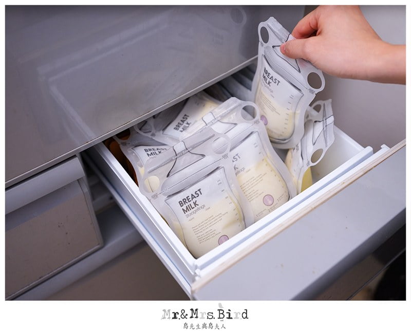 2020 02 07 155333 育兒好物推薦。BAILEY貝睿感溫母乳儲存袋(指孔型) & 奶粉儲存袋 & 鉑金矽膠海綿奶瓶刷