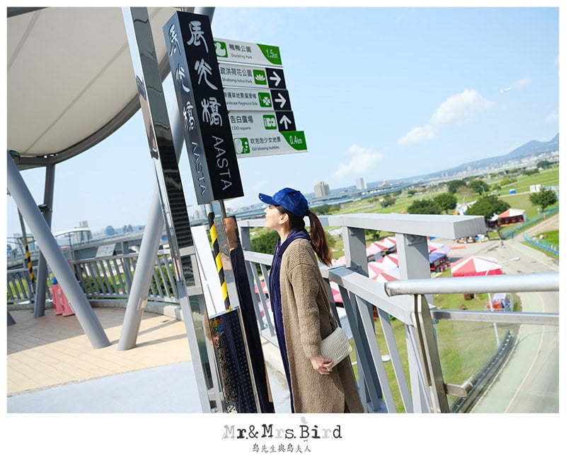 2020 02 21 103317 大人小人都適合。免費約會景點 & 放電好去處-新北水漾"辰光橋"愛情鎖+浪漫光雕