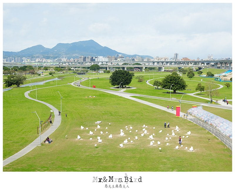 2020 02 21 103404 大人小人都適合。免費約會景點 & 放電好去處-新北水漾"辰光橋"愛情鎖+浪漫光雕