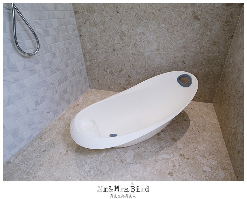 2020 07 28 201036 寶寶洗澎澎。0~5歲可以用的丹麥設計"mininor 寶寶浴缸"+大象水溫計