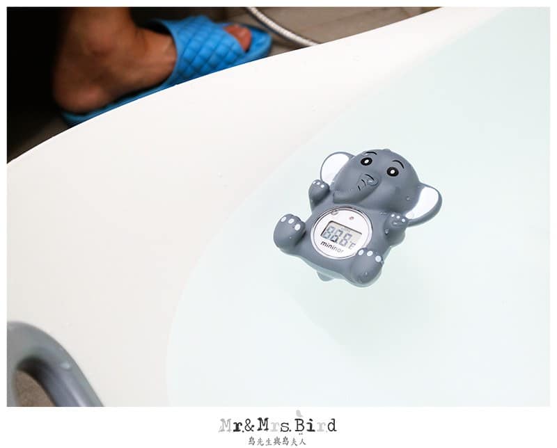 2020 07 28 201047 寶寶洗澎澎。0~5歲可以用的丹麥設計"mininor 寶寶浴缸"+大象水溫計