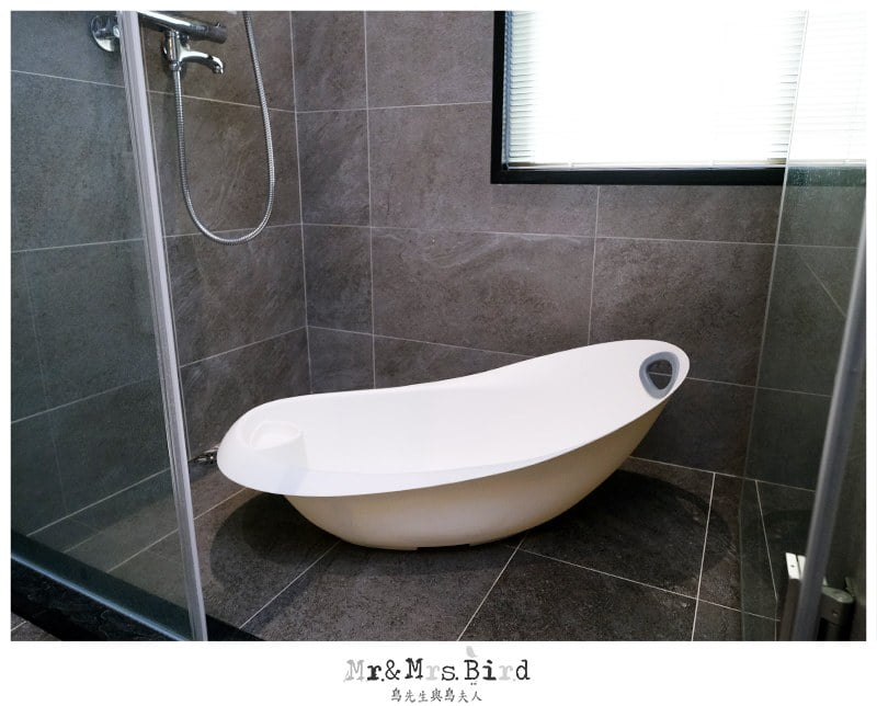 2020 07 28 201146 寶寶洗澎澎。0~5歲可以用的丹麥設計"mininor 寶寶浴缸"+大象水溫計