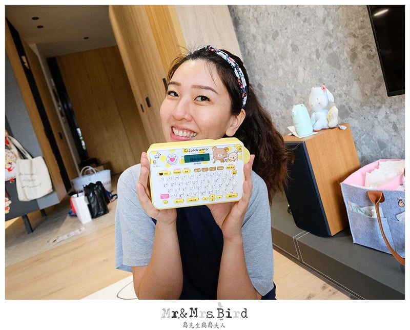 2020 08 17 144242 小朋友上學媽媽必備神器。姓名貼自己做超划算-拉拉熊懶萌標籤機EPSON LW-K200RK(有開團唷~)