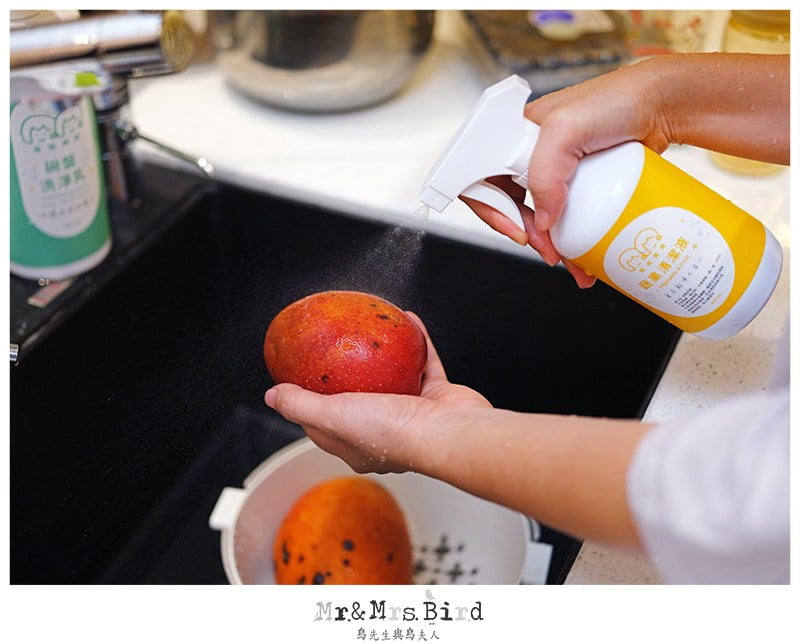 2020 08 27 112417 為媽媽和家人、孩子設想的清潔用品。兩個媽媽-碗盤洗淨乳&蔬果清潔液&多功能清潔液&溫和沐浴乳&嬰兒沐浴乳