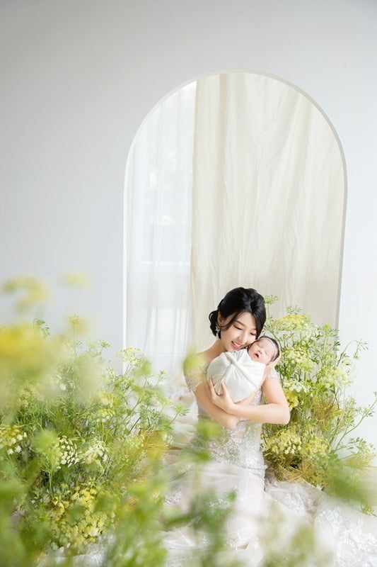 2021 04 04 174743 孕婦寫真 & 新生兒寫真 & 全家福。鳥家最愛回憶紀錄-Katie Cloris Photography 親愛的莉絲【寫真】