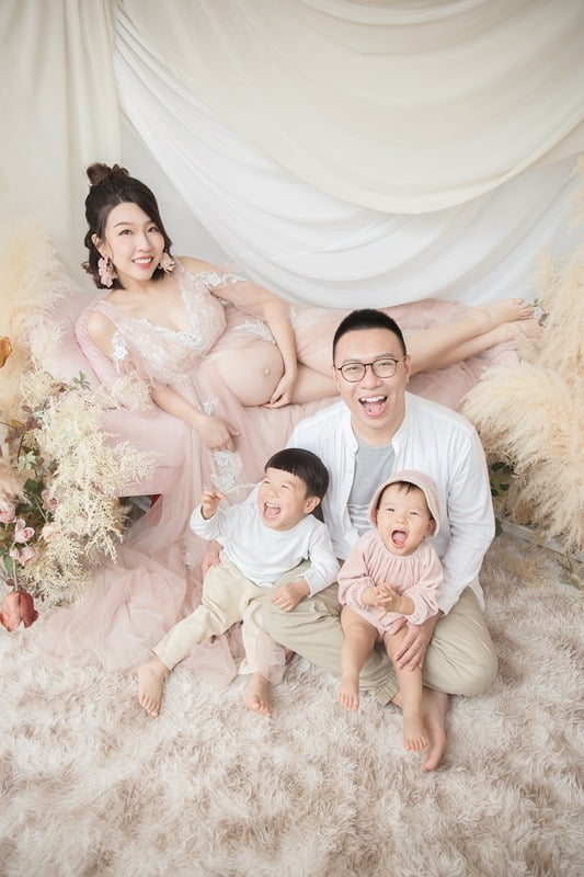 2021 04 04 174840 孕婦寫真 & 新生兒寫真 & 全家福。鳥家最愛回憶紀錄-Katie Cloris Photography 親愛的莉絲【寫真】