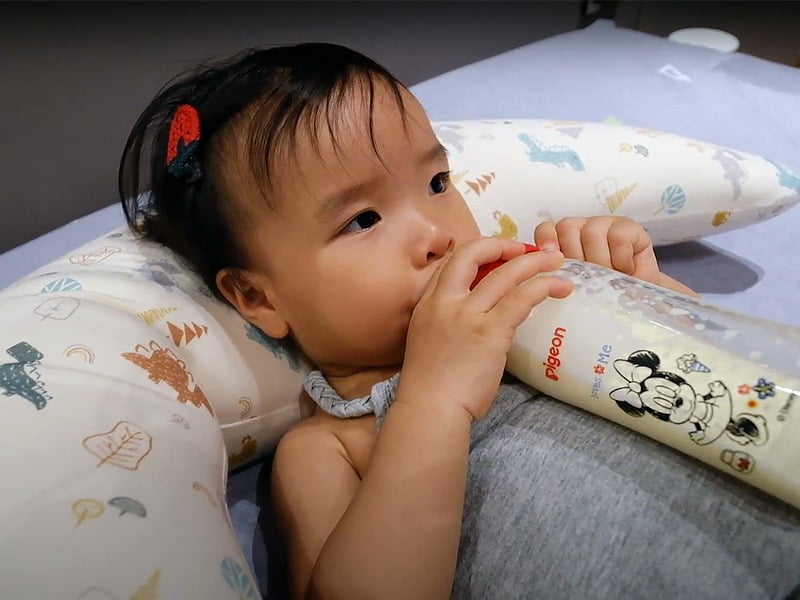 2021 05 20 143335 孕期用到產後哺乳-奇妮月亮枕。高CP值月亮枕到底有哪些用途呢??