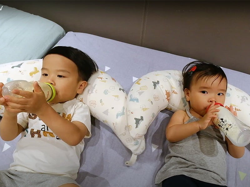 2021 05 20 143339 孕期用到產後哺乳-奇妮月亮枕。高CP值月亮枕到底有哪些用途呢??