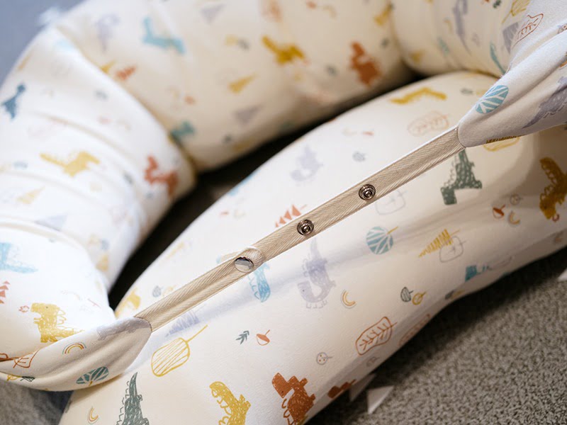 2021 05 20 143411 孕期用到產後哺乳-奇妮月亮枕。高CP值月亮枕到底有哪些用途呢??