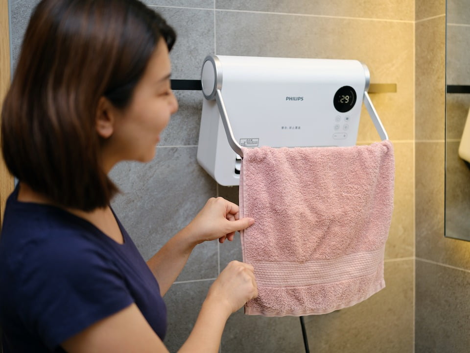 2021 11 27 192214 一起暖暖的過冬。鳥家溫暖法寶-PHILIPS 壁掛暖風機