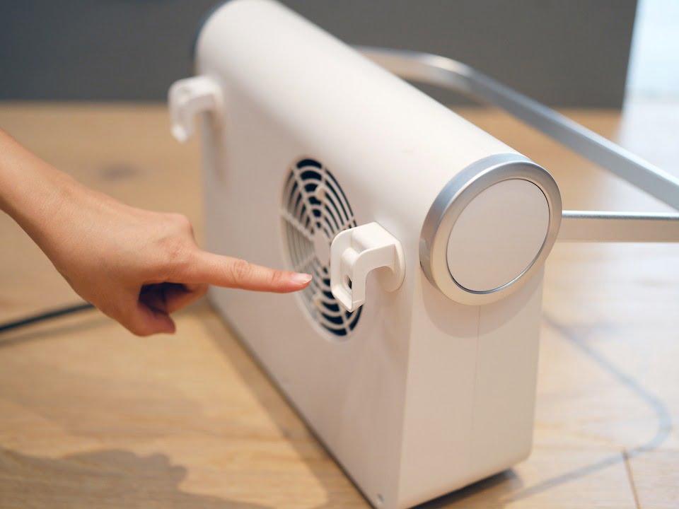 2021 11 27 192238 一起暖暖的過冬。鳥家溫暖法寶-PHILIPS 壁掛暖風機