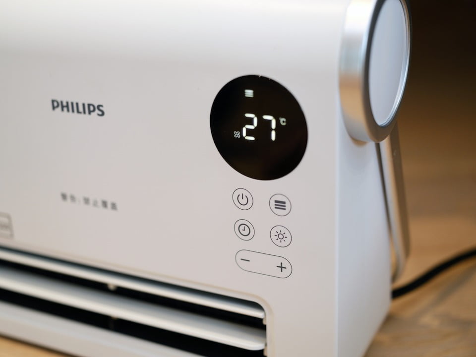 2021 11 27 192323 一起暖暖的過冬。鳥家溫暖法寶-PHILIPS 壁掛暖風機