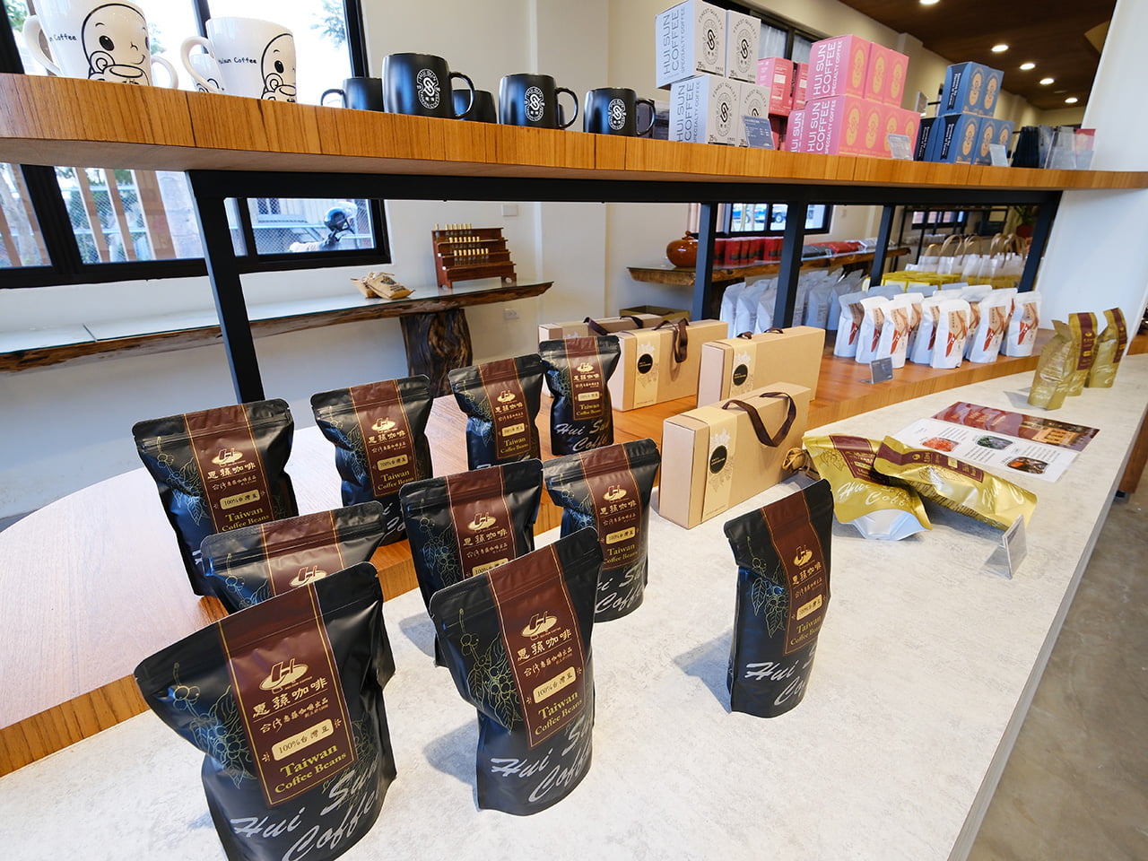 2023 02 07 145737 南投旅遊新景點。台灣惠蓀咖啡品牌館-用餐&喝咖啡&買伴手禮 一次滿足!