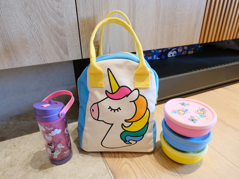 2023 07 12 163945 幼兒園開學前要準備哪些東西?波波的上學用品清單(三色碗、睡袋...)