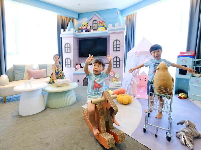 2023 08 01 001000 1 台中港酒店住宿團購-親子房好好玩