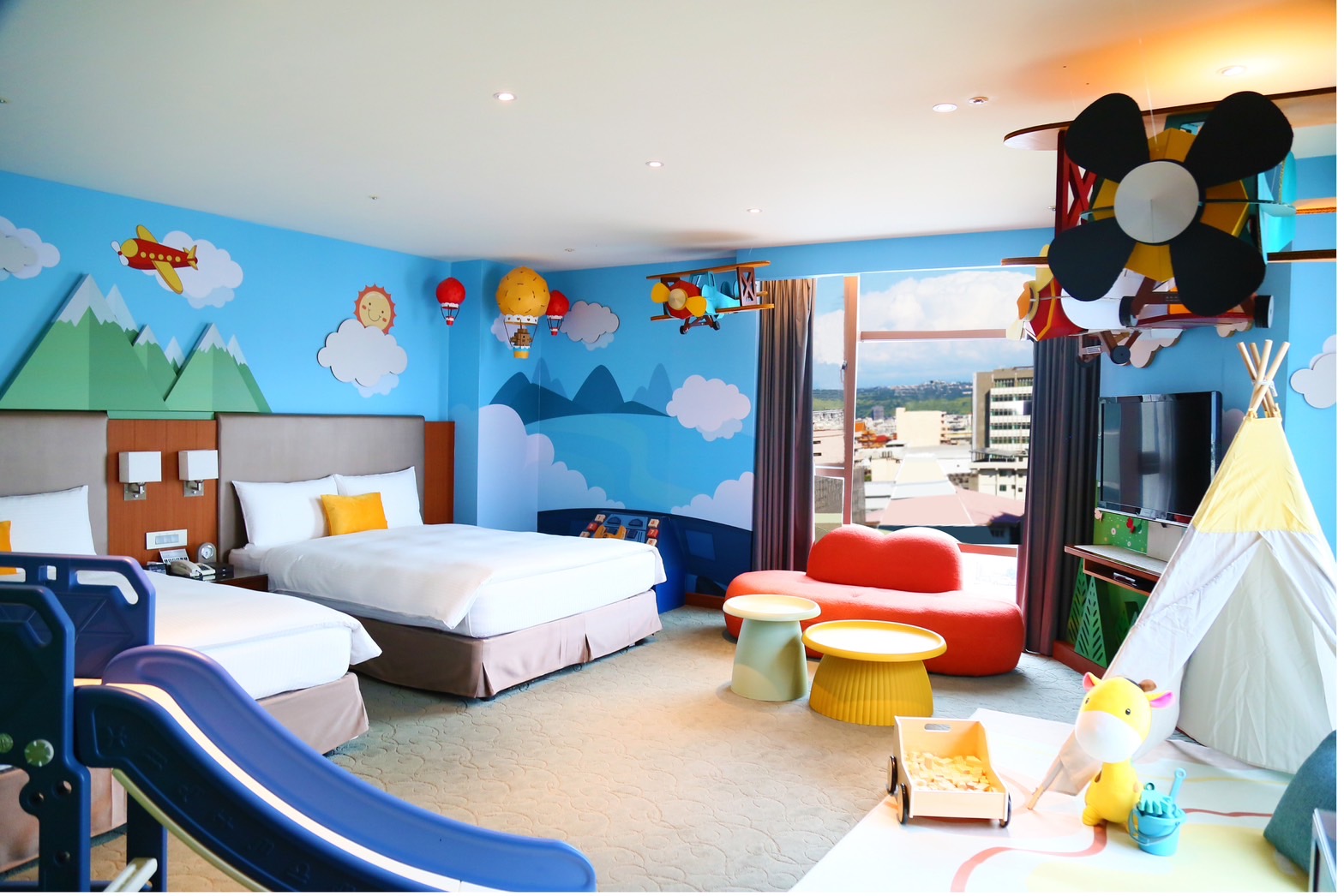2023 08 02 204654 台中港酒店住宿團購-親子房好好玩