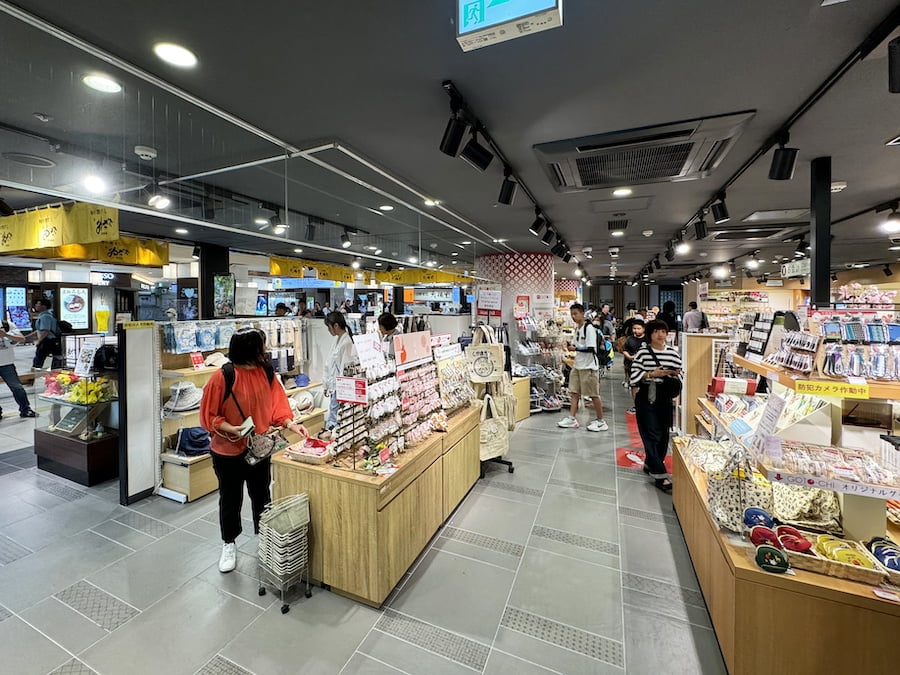 2024 09 04 162458 日本關西親子旅遊。三重 賢島 奈良 超好玩秘境大公開-志摩西班牙村&觀光列車AONIYOSHI &奈良半日遊(下)